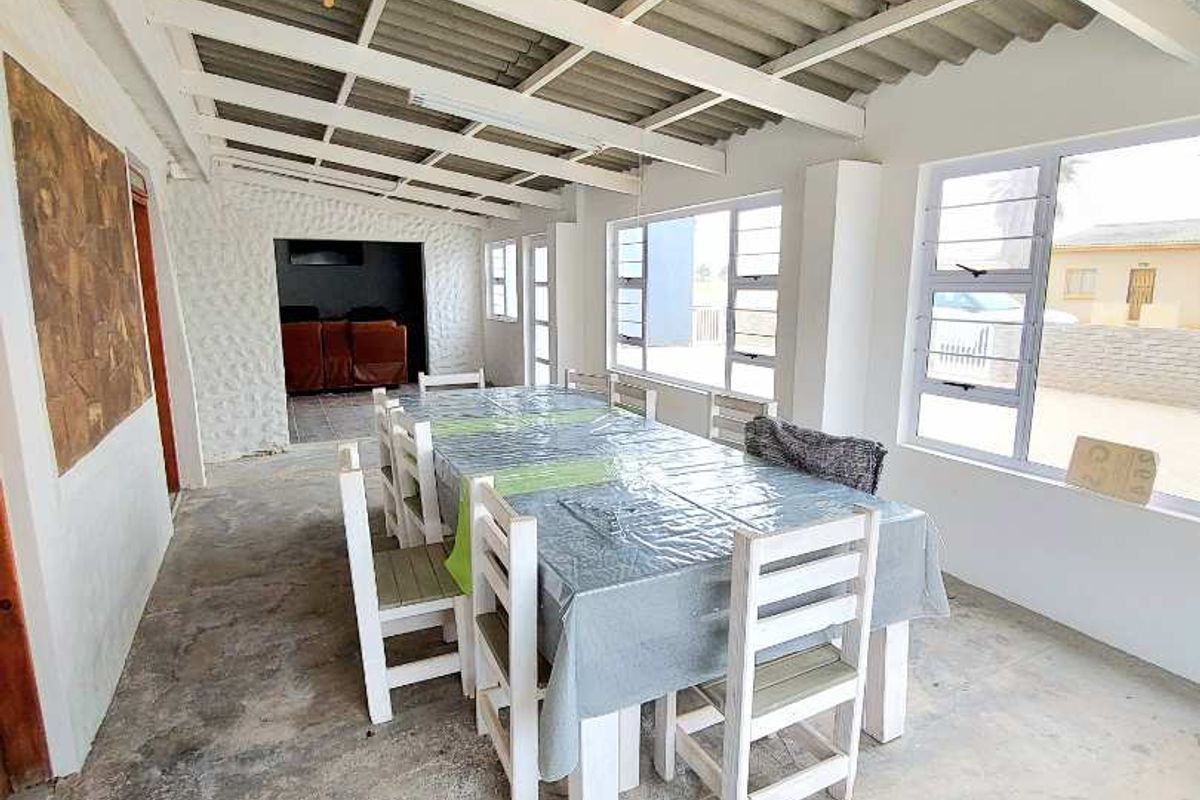 Rudi's Self-Catering House with Flat - Photo 2