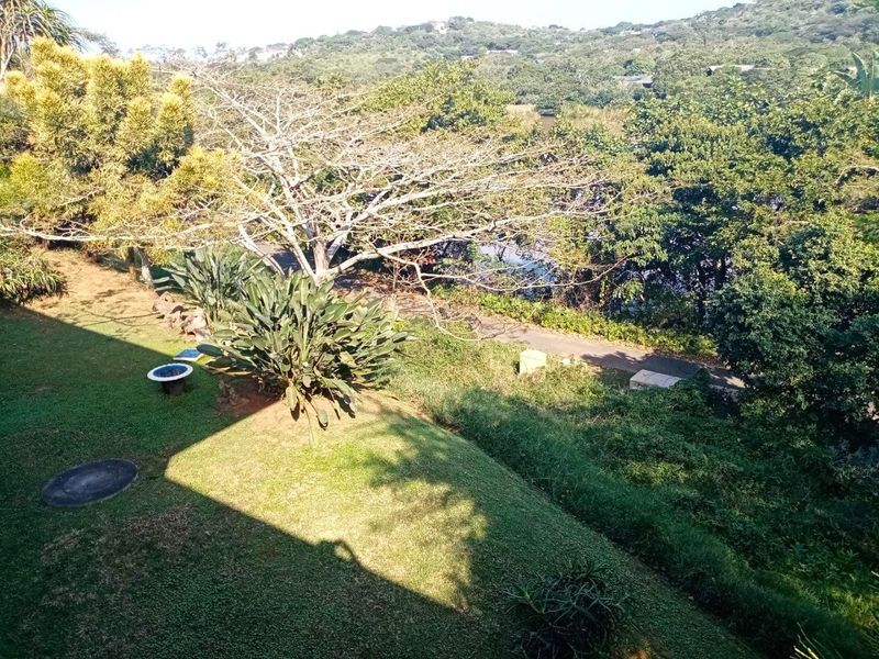 5 Bedroom Family Home in Simbithi. - Photo 4