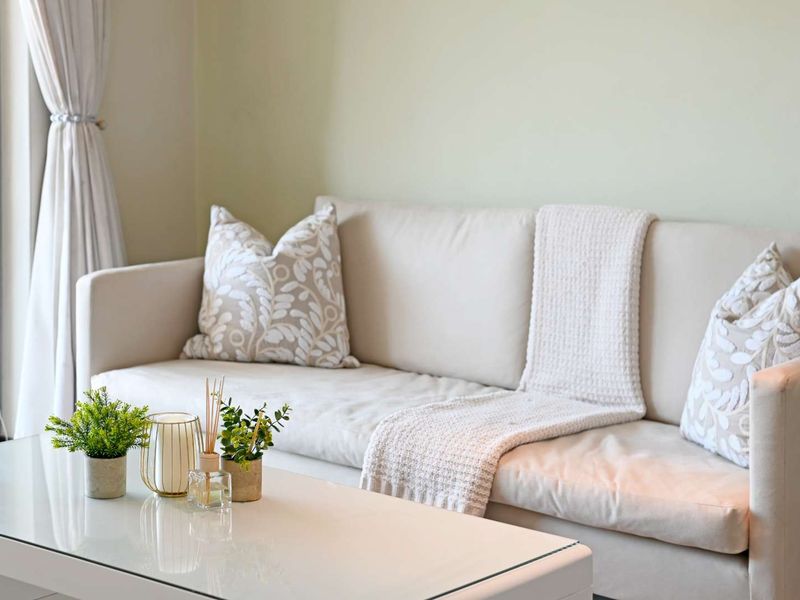 2-Bedroom Apartment in the Heart of Cape Town CBD - Photo 5