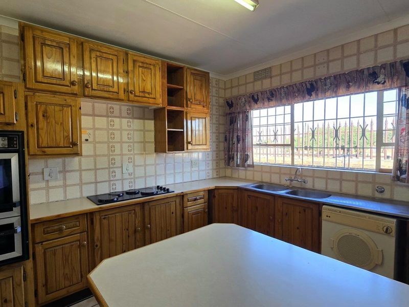 2 Bedroom Townhouse for sale in Brackenhurst - Photo 7