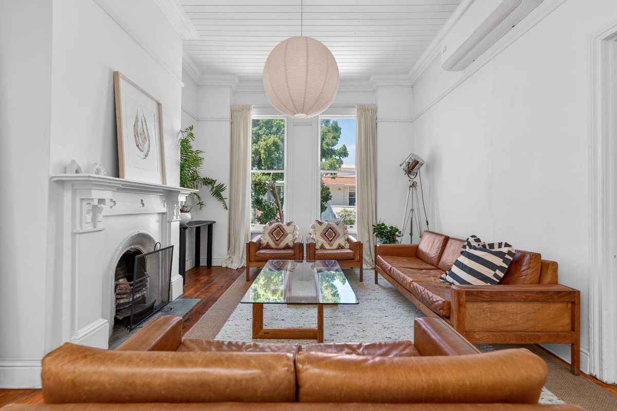 Terraced Victorian - Photo 2