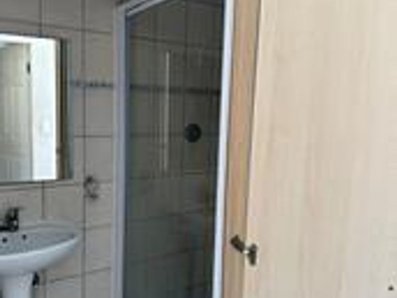 Cozy longbeach apartment for sale - Photo 8