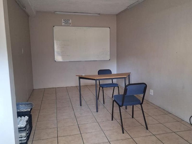 Office Building Close to Maerua Mall: Ideal for Business! - Photo 6