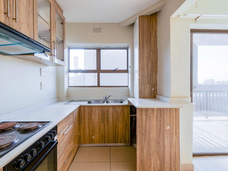 On the beach - Photo 7