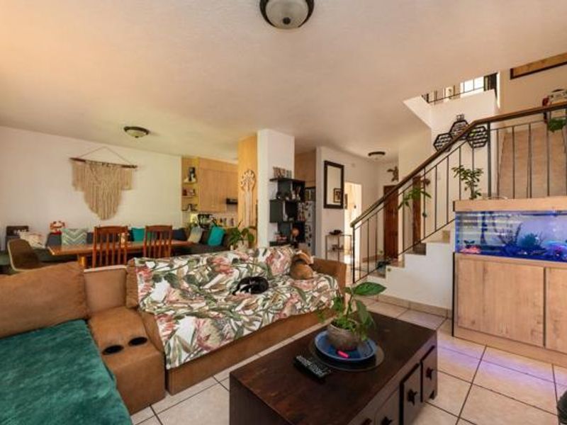3 Bedroom Family Home in a Secure Glenvista Gardens Complex - Photo 5