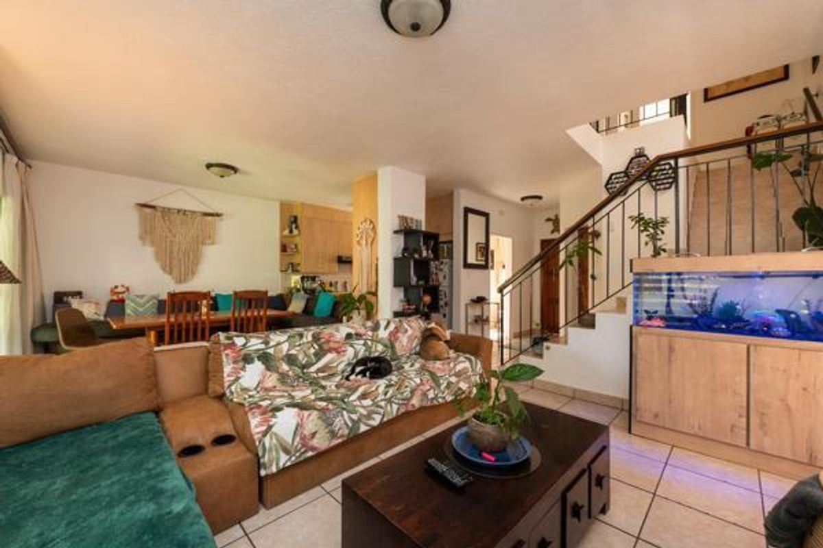 3 Bedroom Family Home in a Secure Glenvista Gardens Complex - Photo 5