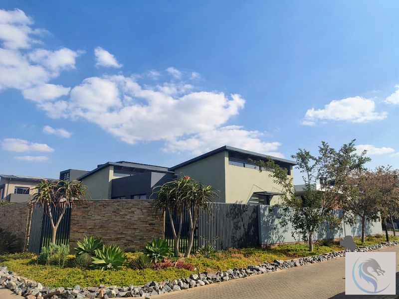 Modern Estate House for Rent in Glen Marais Kempton Park - Photo 2