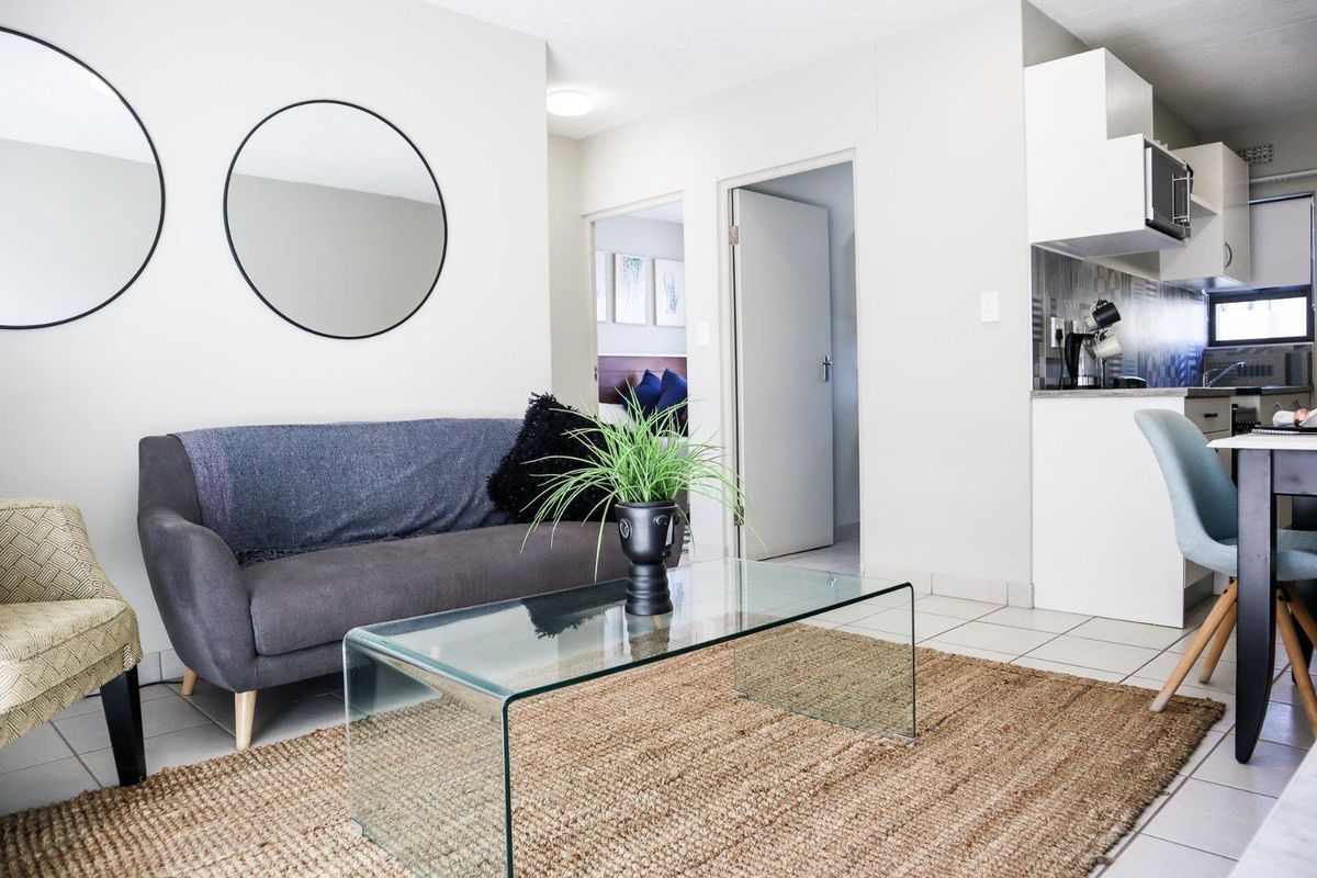 Affordable 2-Bedroom Apartment – Bridge Park (Balcony) - Photo 3