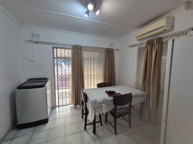 4 Bedroom House for sale in Kharwastan - Photo 10
