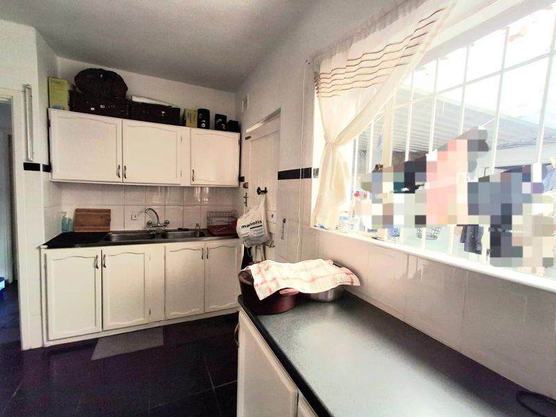 3 Bedroom Townhouse for sale in Central Malvern - Photo 7
