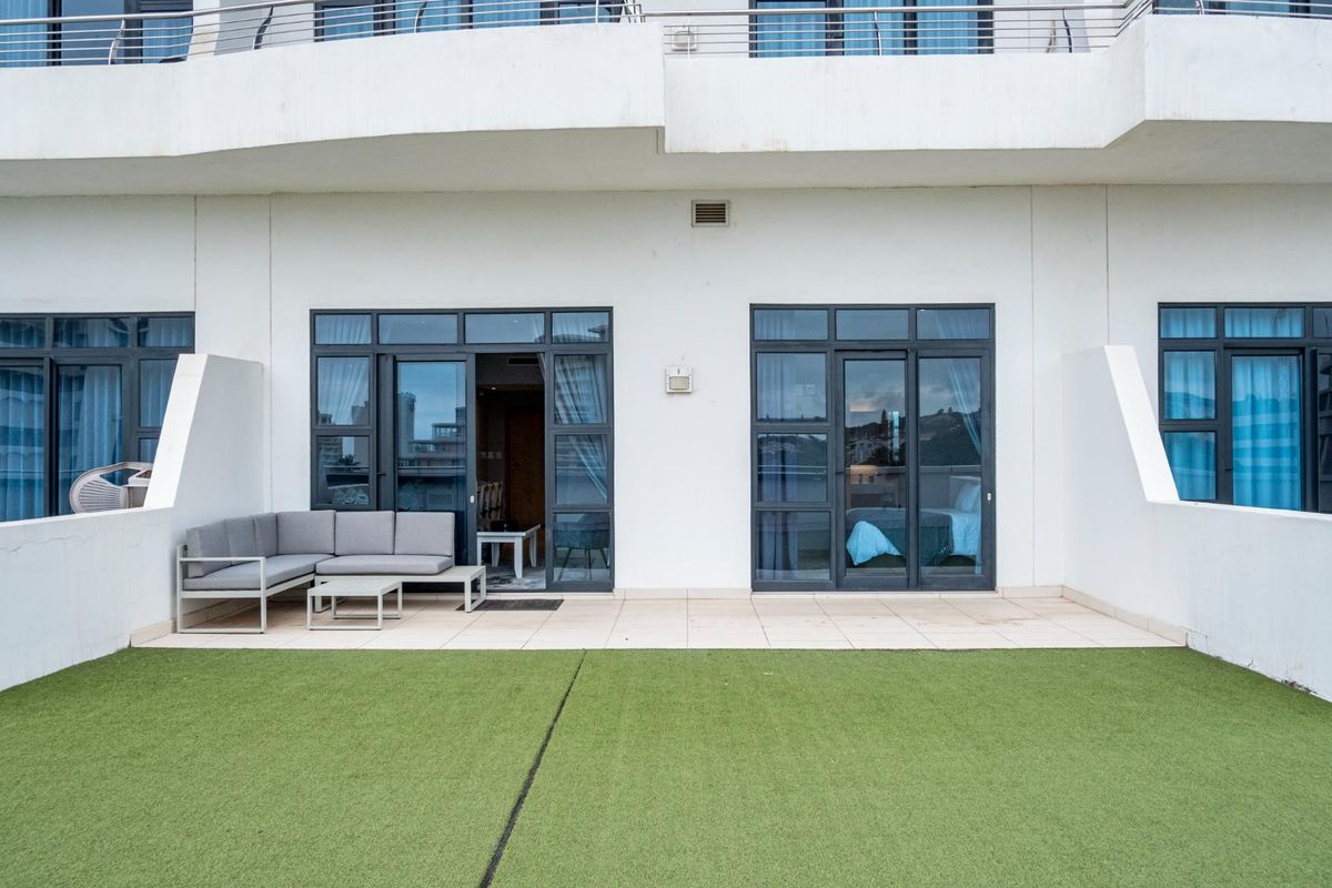 2 BEDROOM I 2 BATHROOM APARTMENT - Photo 5