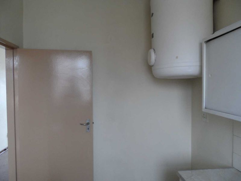 1.5 BEDROOM FLAT TO RENT IN GEZINA - Photo 7