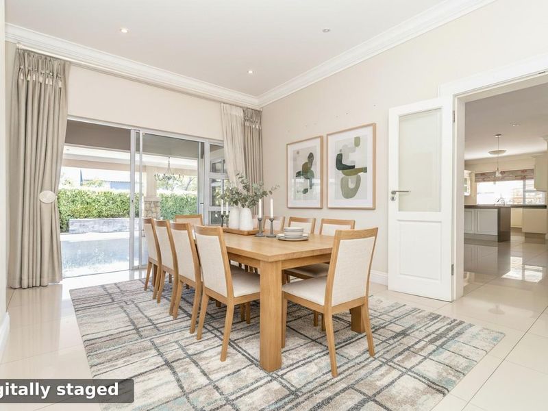 DISTINCTIVELY UNIQUE & CLASSICAL - Photo 4