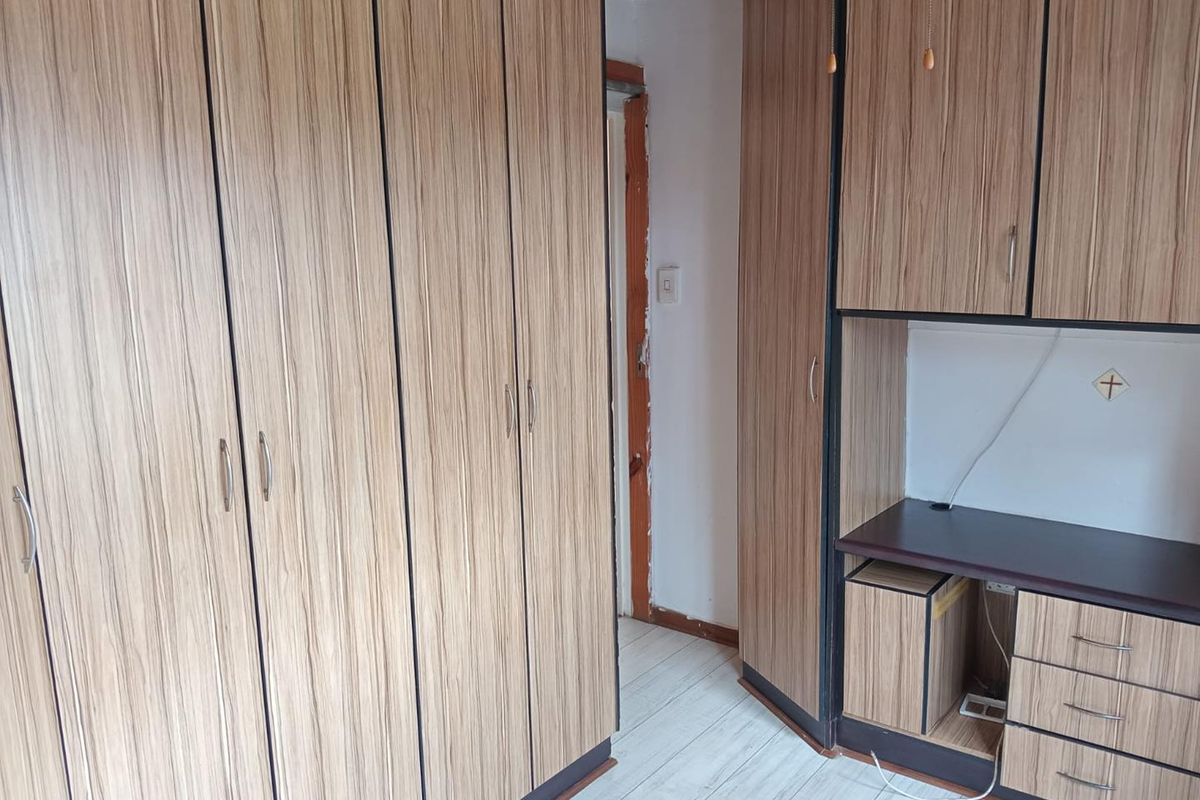 Discover comfortable and modern living in this well-maintained 2-bedroom home, perfectly designed for convenience and easy everyday living. - Photo 5