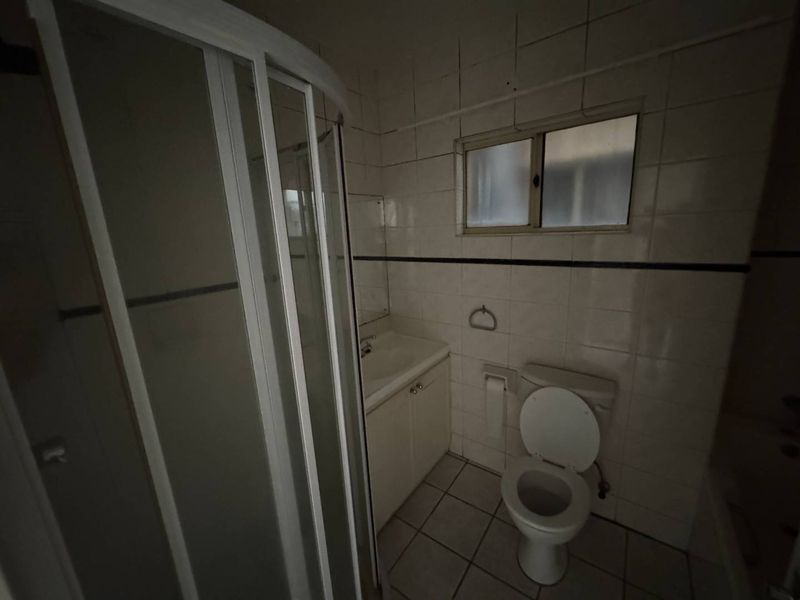 Two Bedroom Townhouse For Sale - Photo 6