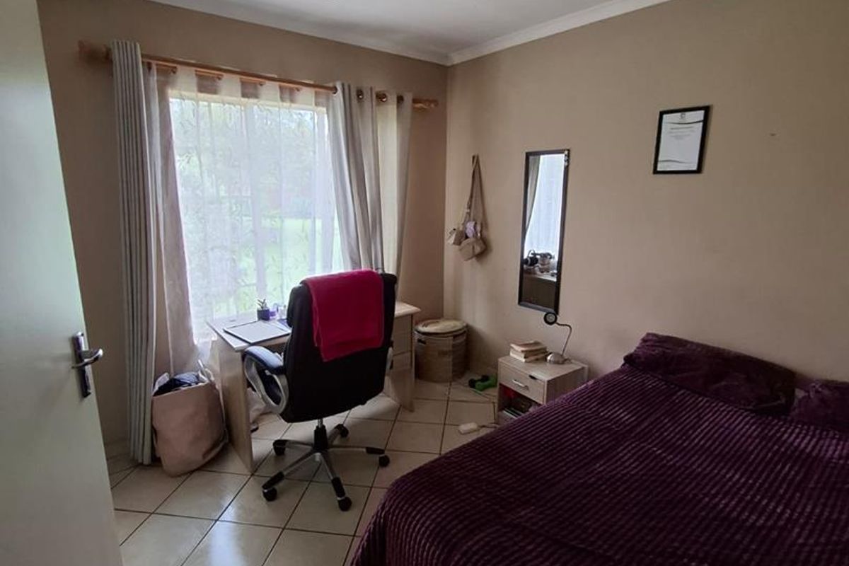 Lovely 2 bedroom unit in Faerie Glen - Photo 4