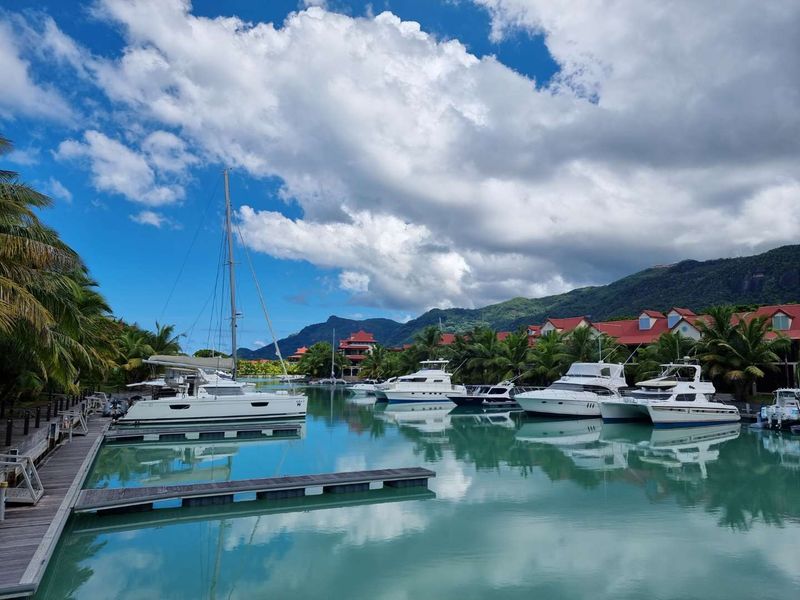 Brand New Release - Eden View Village Waterfront  Apartment - Photo 8