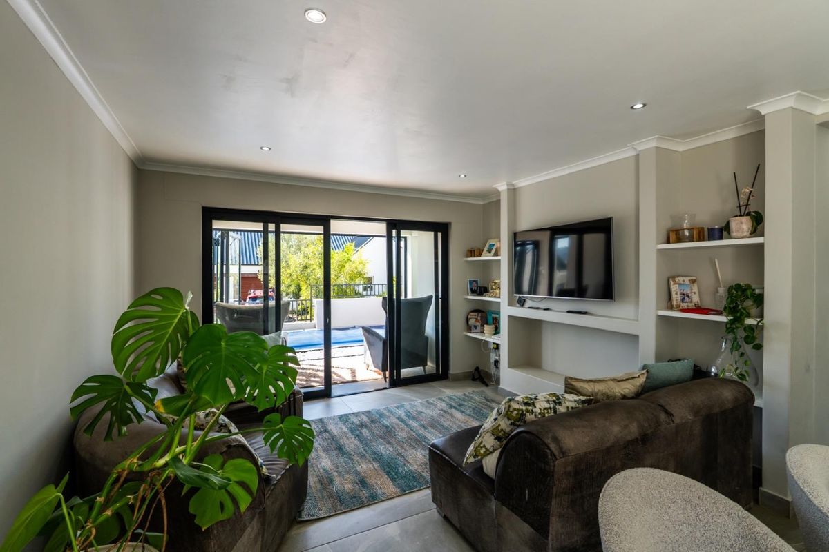 4 Bedroom house to rent - Photo 2