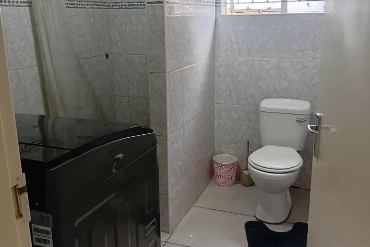 Buy a 3 bedroom house is Okahandja, Extension 8, N$ 1150 000 cost exclusive - Photo 4