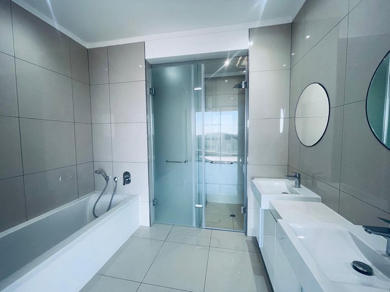 2 Bed Unfurnished Apartment for Rent in Morningside - Photo 9