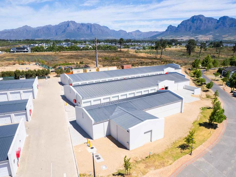 Premium storage units of various sizes are now available for rent on Val de Vie Estate. - Photo 10