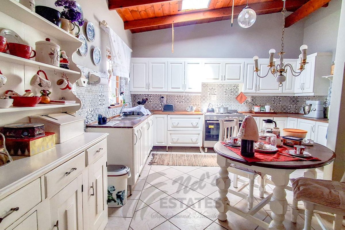 Versatile Home For Sale in Vineta, Swakopmund - Photo 3