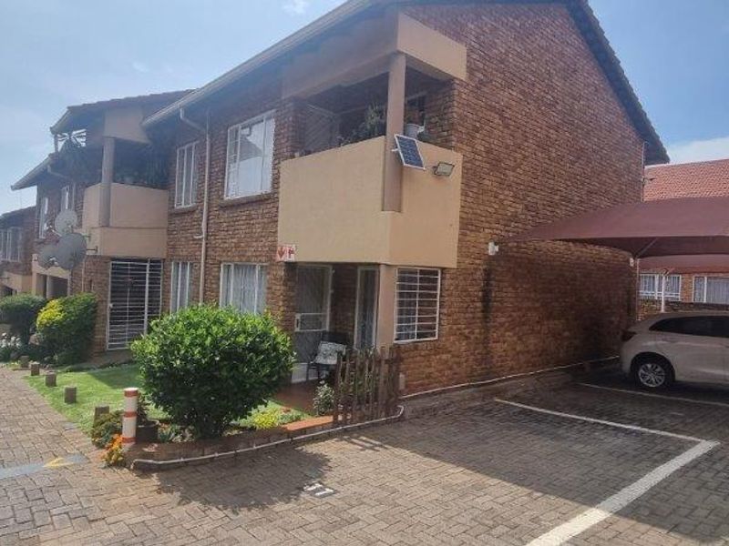 Location and lock and go, what a pleasure. - Photo 2