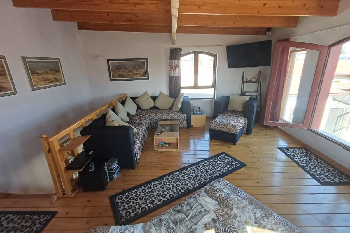 Family home with large 1 bedroom flat!!! - Photo 5