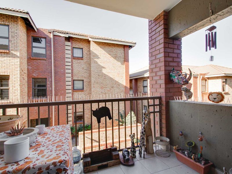 Embrace Your Dream Retirement – Secure This 2-Bedroom Apartment Today! - Photo 9