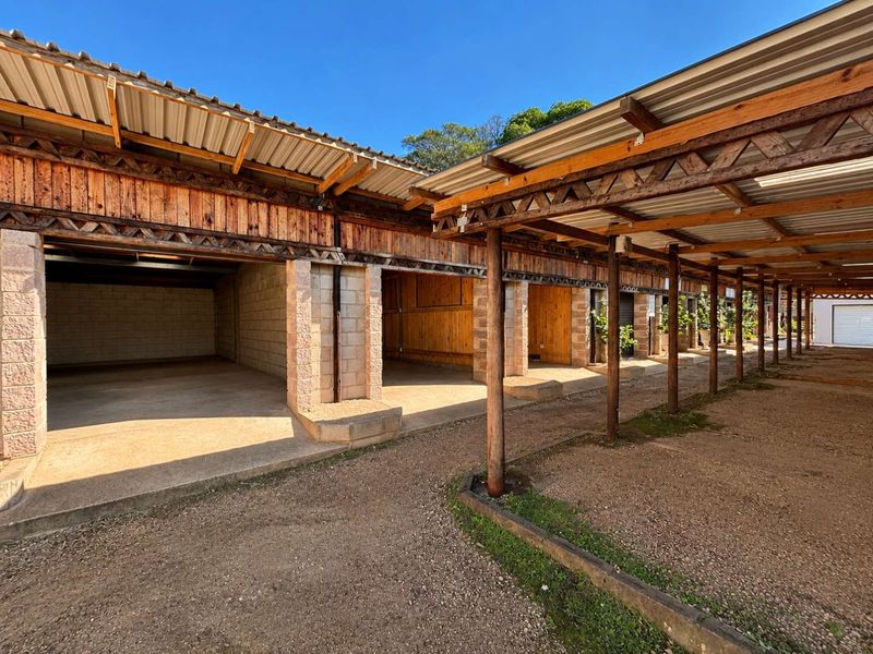 Retail Shop To Let – 56m2 Rustic Space in Prime Botha’s Hill Location - Photo 4