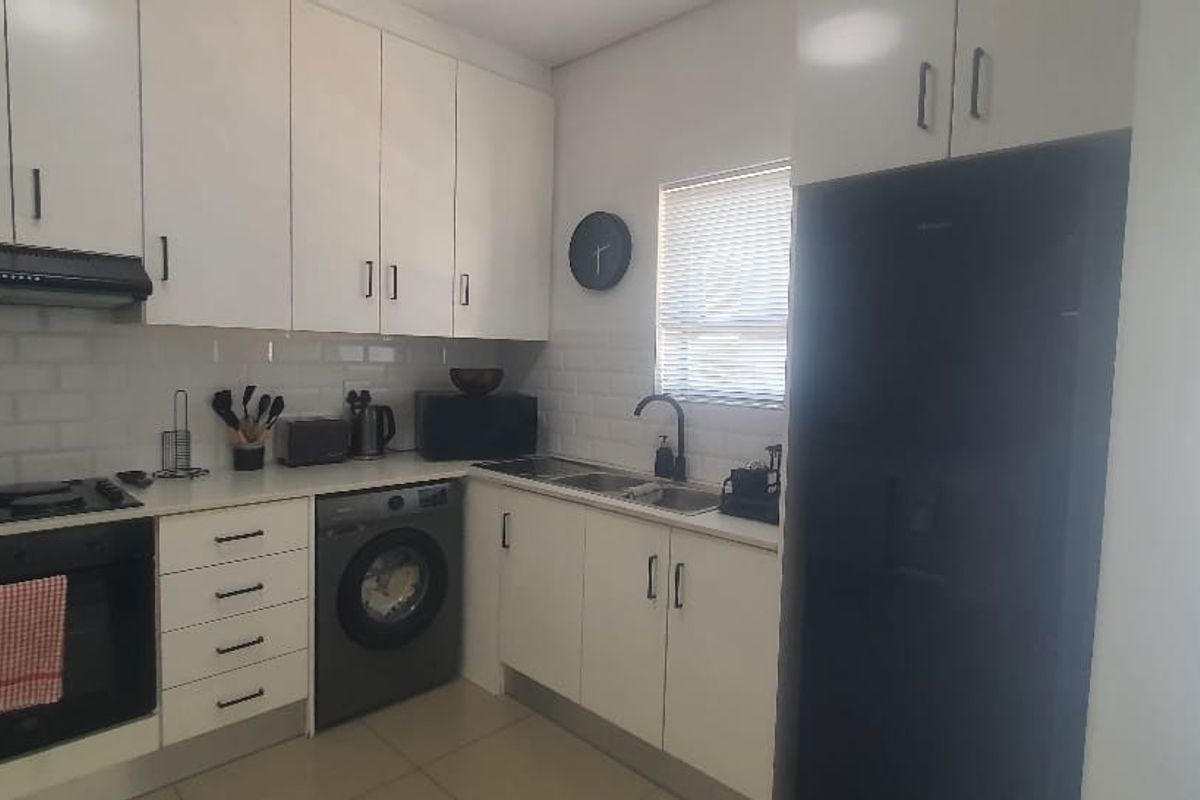 2 Bedroom Apartment Urgent Sale - Photo 3