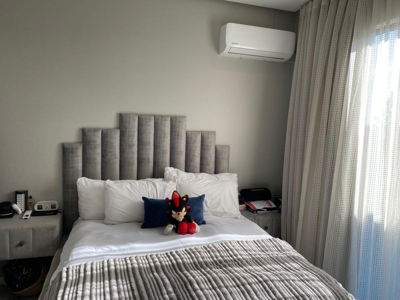 Excuiste Home For Rental in Palm Lakes Estate - Photo 6