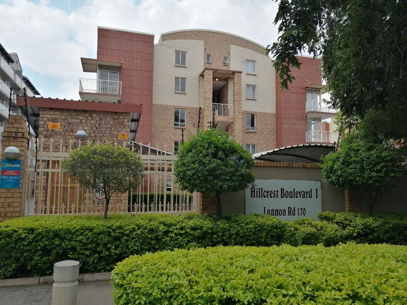 Hillcrest Boulevard, Bachelor for sale - Photo 1