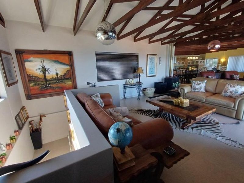 3 Bedroom House for Sale in Dana Bay - Photo 3