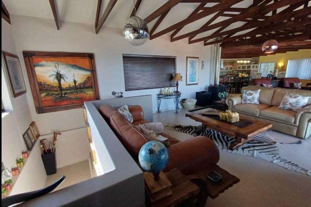 3 Bedroom House for Sale in Dana Bay - Photo 3