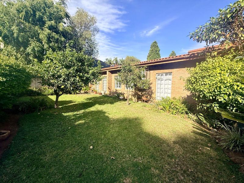 Beautiful 3 Bedroom Townhouse for sale in vryheid - Photo 2