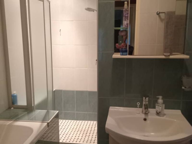 Olympia cottage-type town house with larger garden - Photo 6