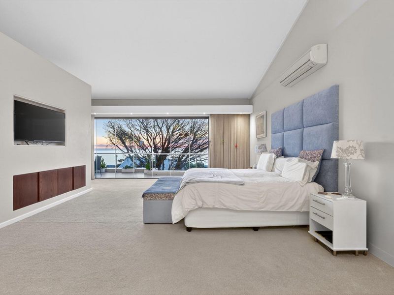 Where Prestige Real Estate Meets Intelligent Investment - Photo 10