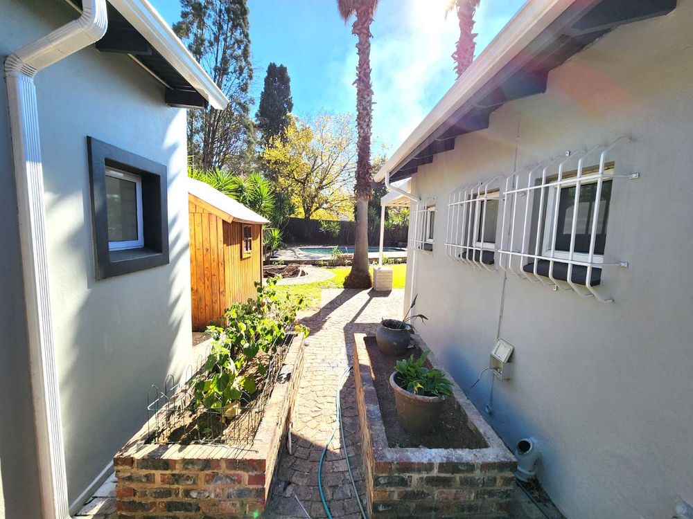 Court yard and herb garden view from flatlet entrance