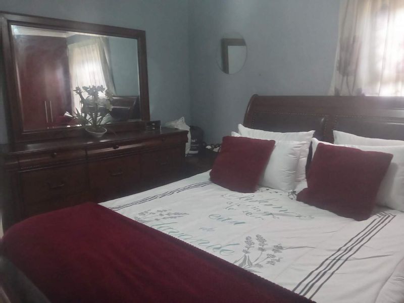 THREE BEDROOM HOUSE TO RENT IN WINDMILL PARK EXT 12 - Photo 9