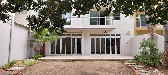 Property #2486507, Townhouse For Sale in Eros Park