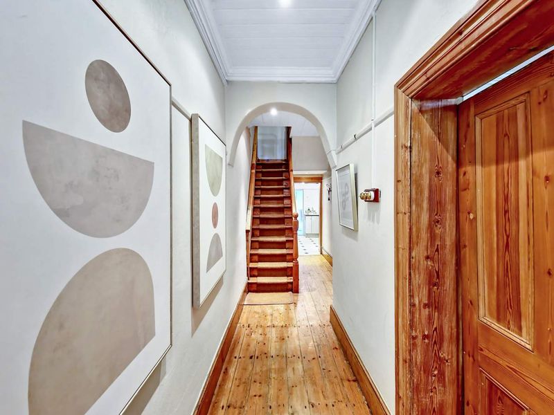 Pretty Victorian in quiet cul-de-sac in Green Point/De Waterkant - Photo 4