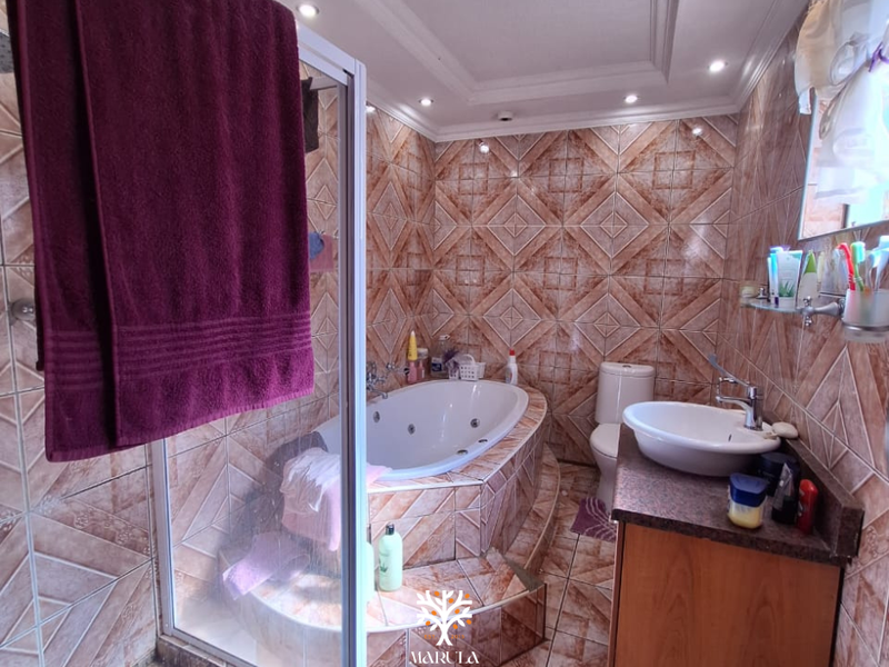 4-BEDROOM HOUSE | KHOMASDAL - Photo 8