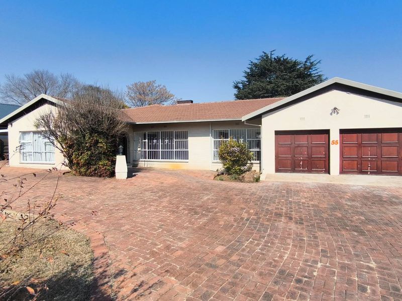 TOP Position! Close to all amenities! - Photo 2