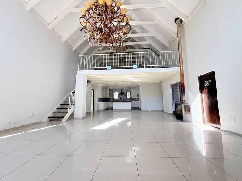 Experience Luxury: Beautiful Home with Pool & Loft! - Photo 5