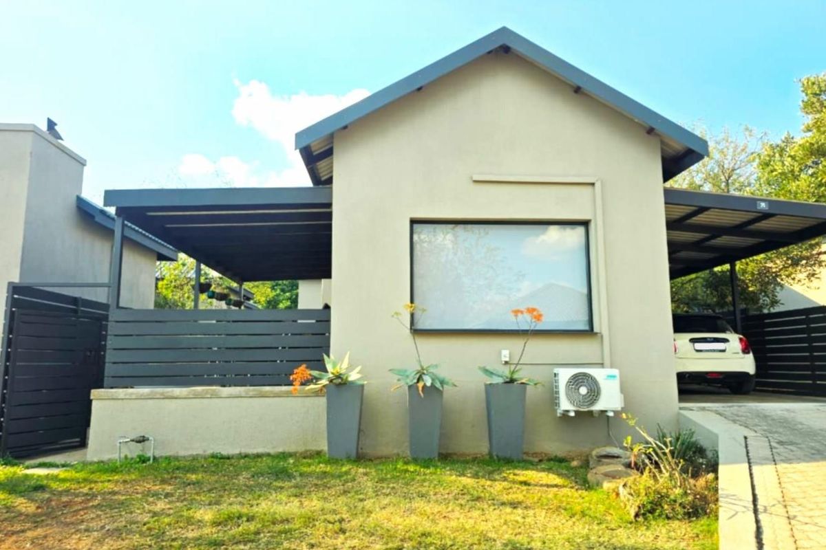 Modern Lock-Up-and-Go Living with Mountain Views in Secure Zandspruit Valley - Photo 5