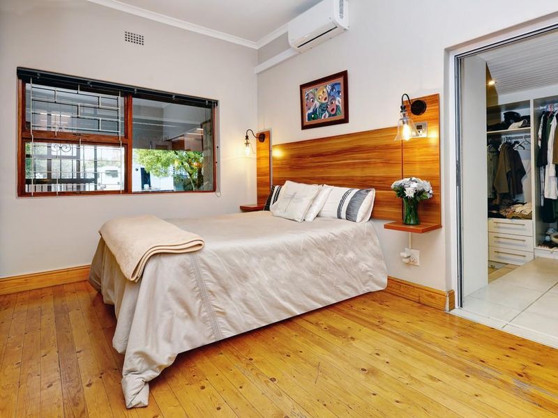 Cosy living with a creative edge! - Photo 10