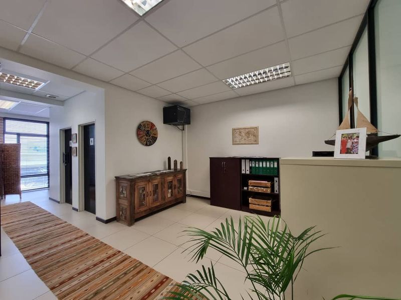 Office For Sale – 51 on Lazarett | CBD - Photo 3