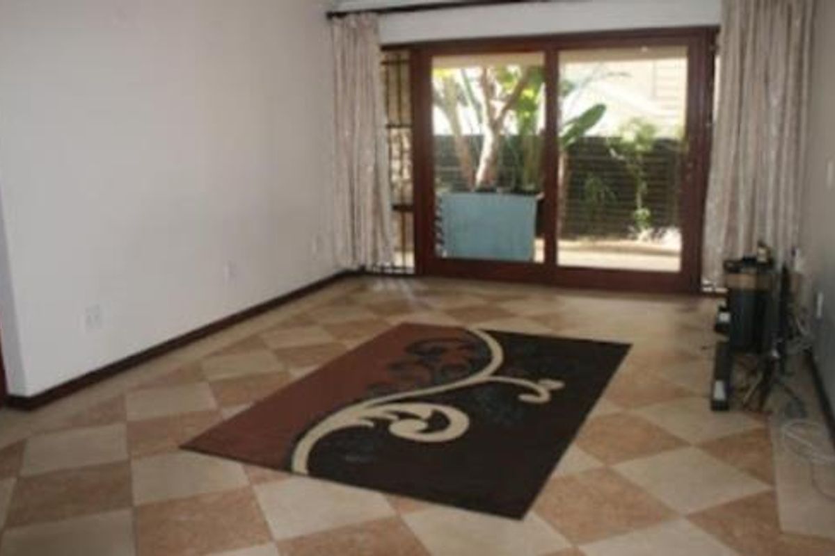 Two Bedroom Garden Unit in Edenburg - Photo 2