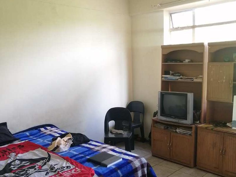 Transform this 1.5 Bedroom Apartment into Your Dream Home! - Photo 8